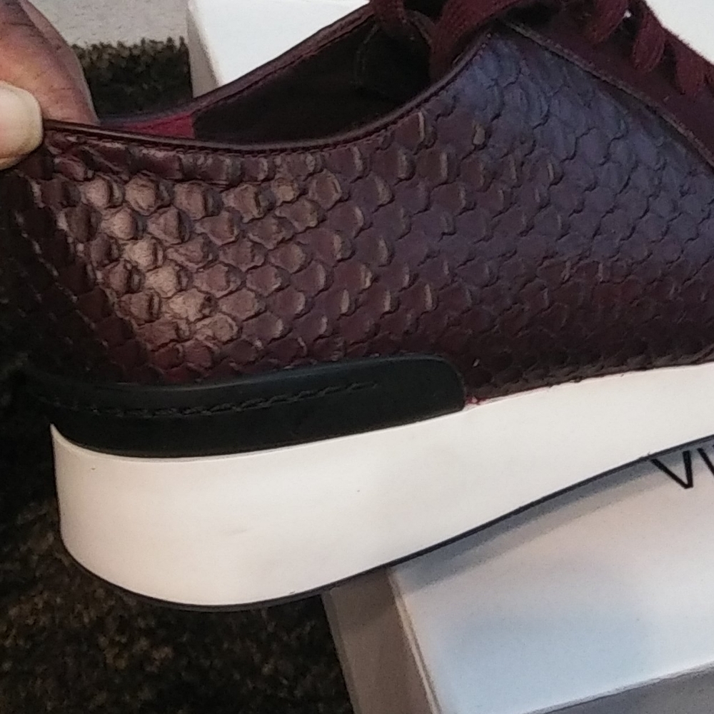 Shoes - Picture 5 of 6